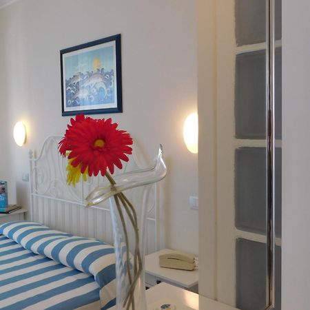 Hotel Oceano Marina di Pietrasanta Luaran gambar