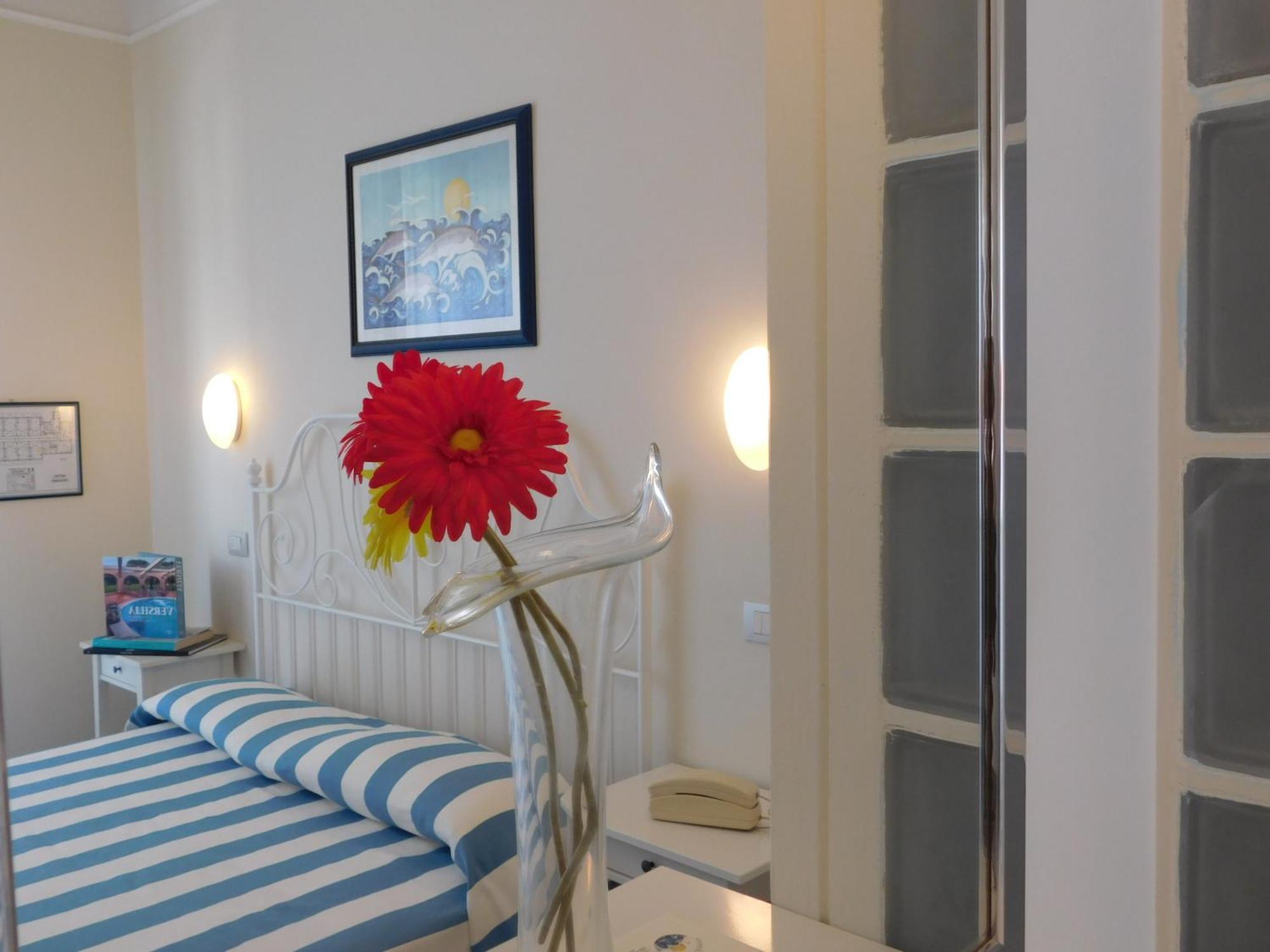 Hotel Oceano Marina di Pietrasanta Luaran gambar