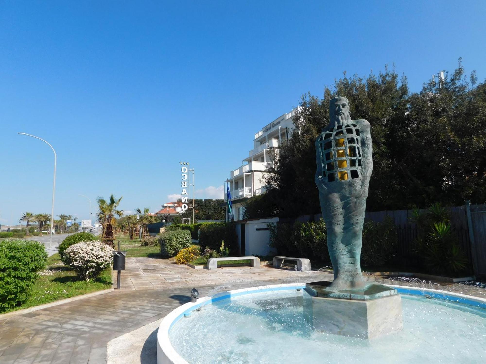 Hotel Oceano Marina di Pietrasanta Luaran gambar