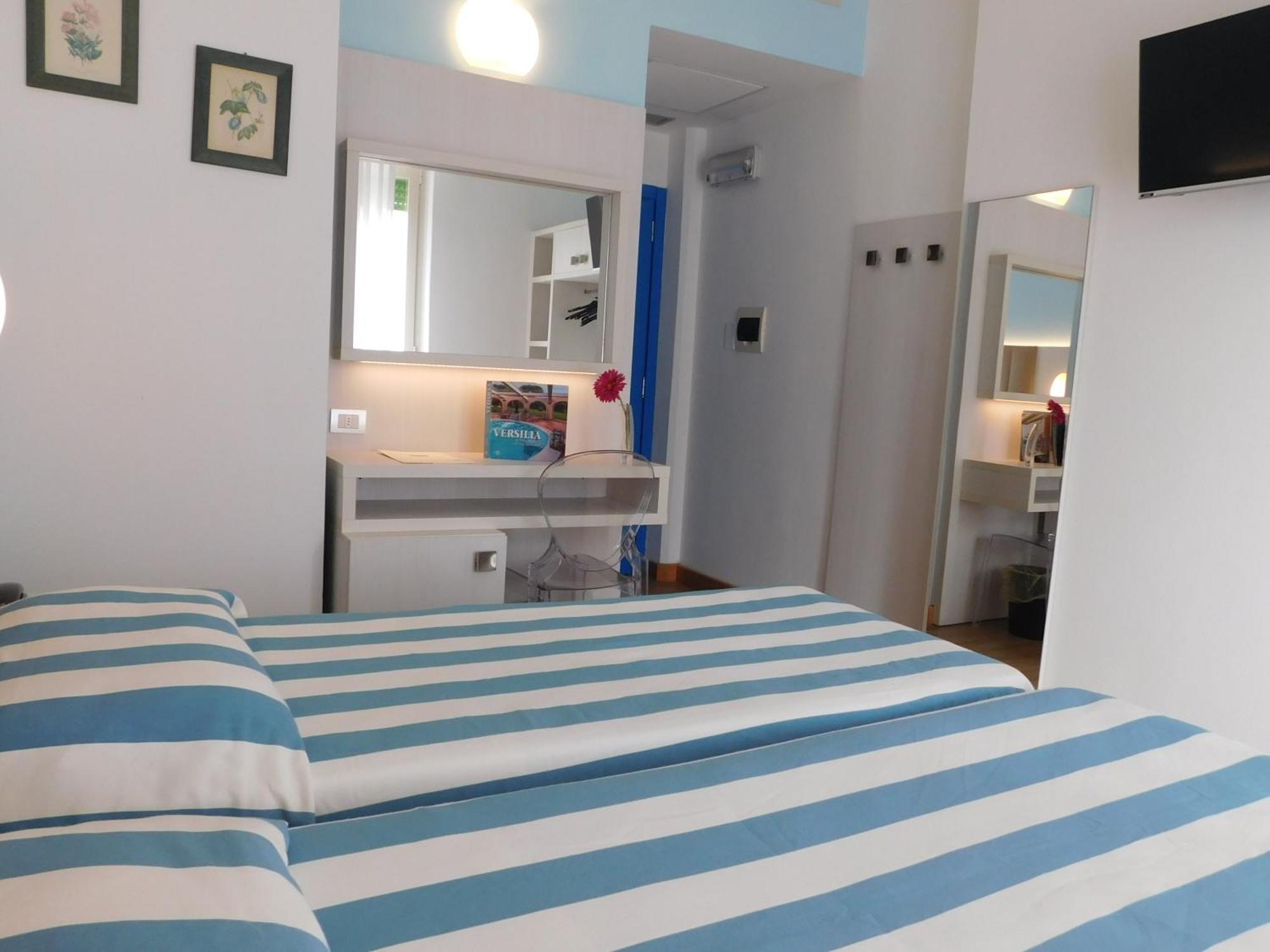 Hotel Oceano Marina di Pietrasanta Luaran gambar