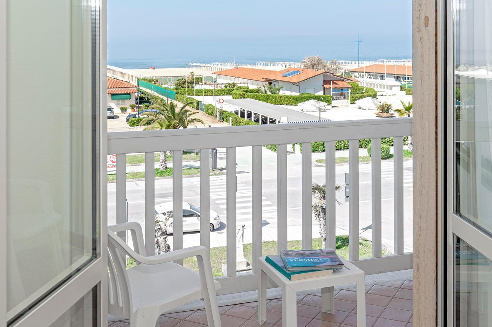 Hotel Oceano Marina di Pietrasanta Luaran gambar