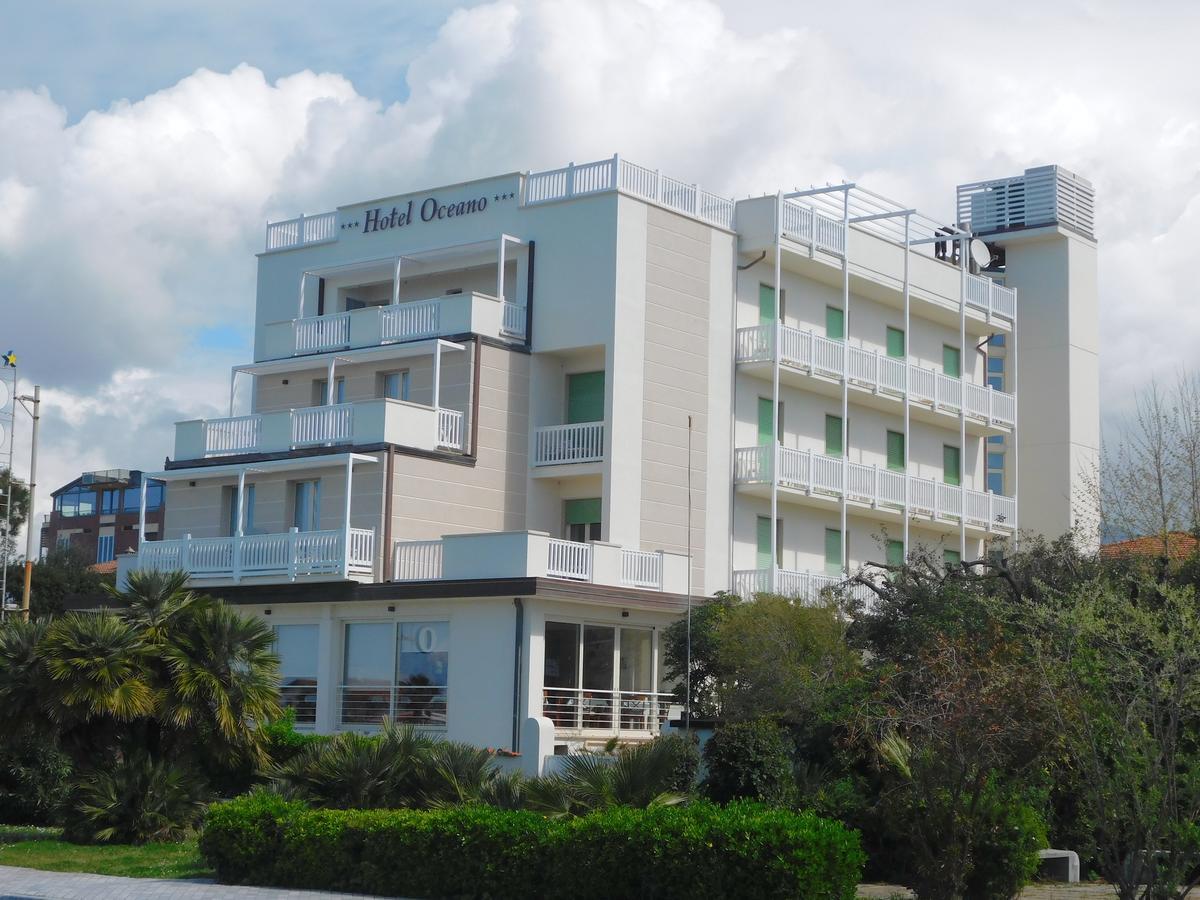 Hotel Oceano Marina di Pietrasanta Luaran gambar