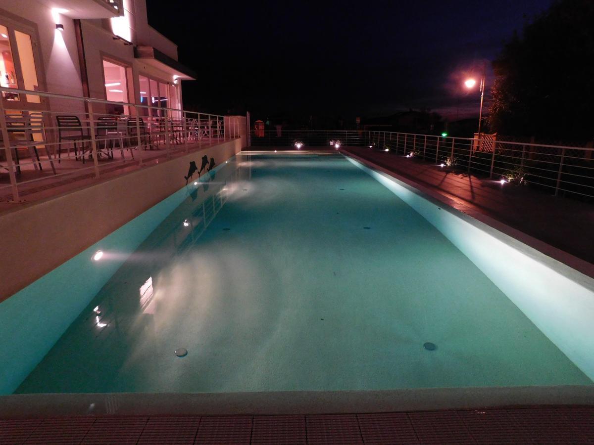 Hotel Oceano Marina di Pietrasanta Luaran gambar